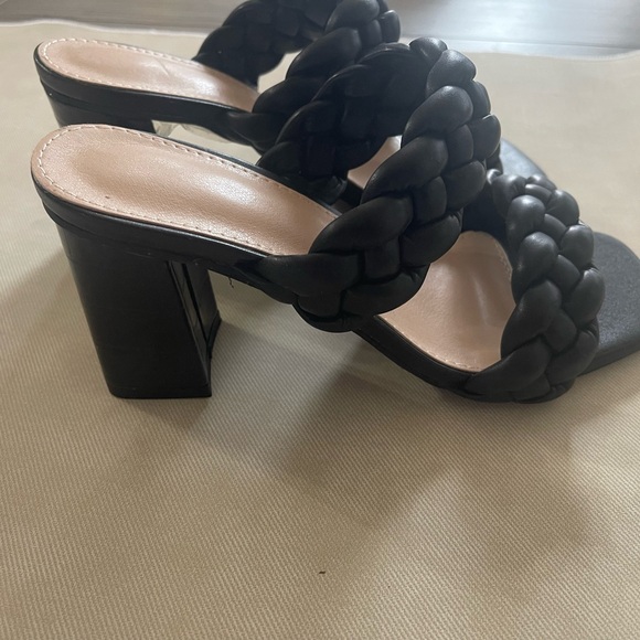 Black Rope Heels - Picture 3 of 6